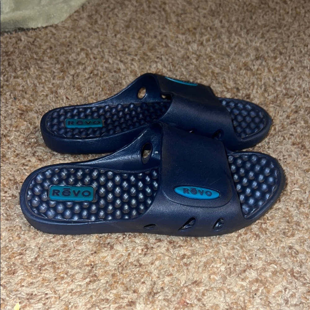 Revo Blue Kids Rubber Slide on Sandals size M 13/1